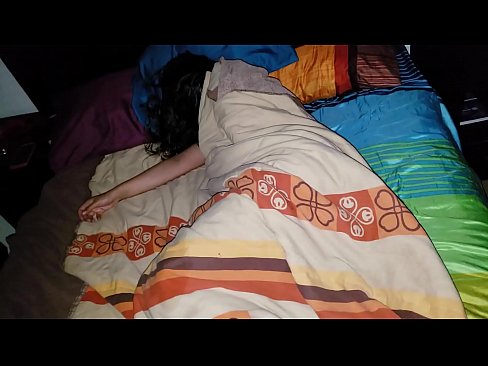 ❤️ Anak tiri memarahi ibu tirinya semasa dia tidur. Lucah fb pada kami ☑